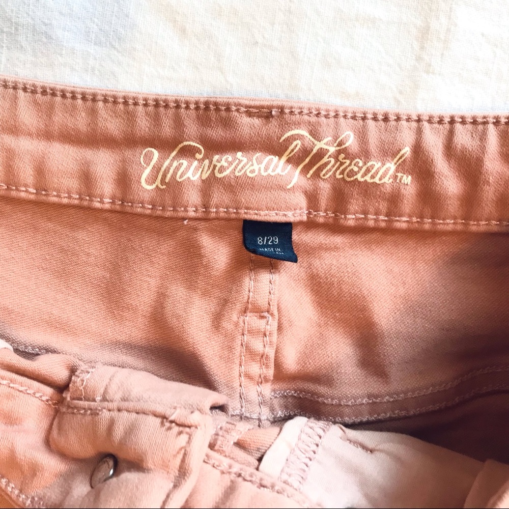 Universal Thread Shorts - Picture 2 of 4